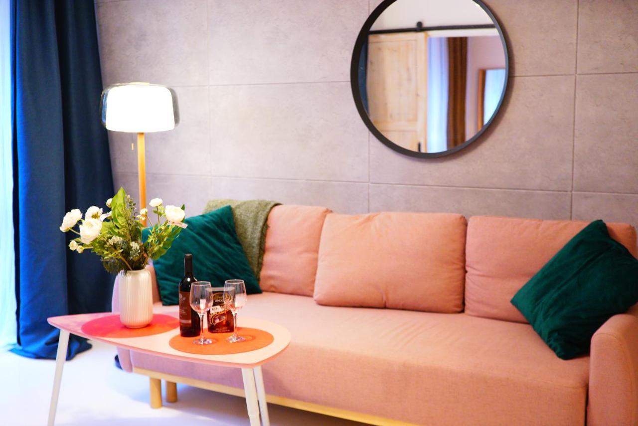 Cinema Apartment Kinowa วอร์ซอ ภายนอก รูปภาพ